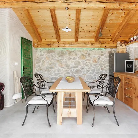 Teza Hvar Villa Veliko Grablje