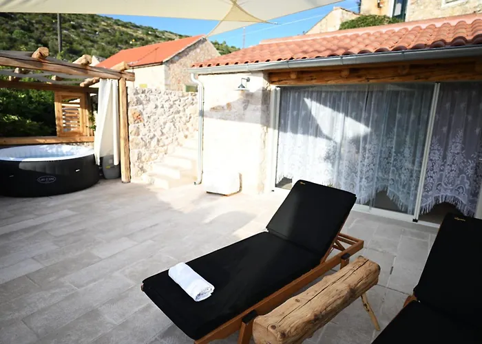 Teza Hvar Villa