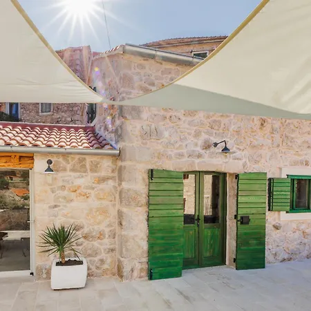 Teza Hvar Βίλα Veliko Grablje