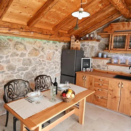 Teza Hvar Βίλα Veliko Grablje