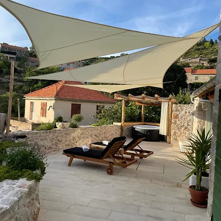 Βίλα Teza Hvar *
