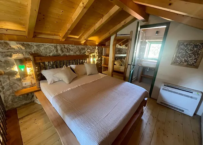 Teza Hvar Villa Veliko Grablje