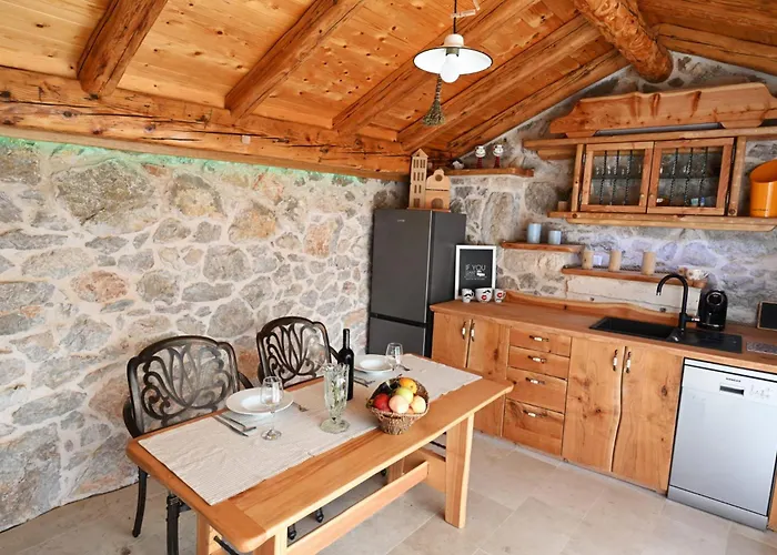 Teza Hvar Villa Veliko Grablje