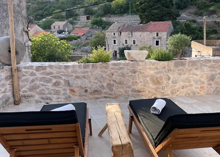 Teza Hvar Villa